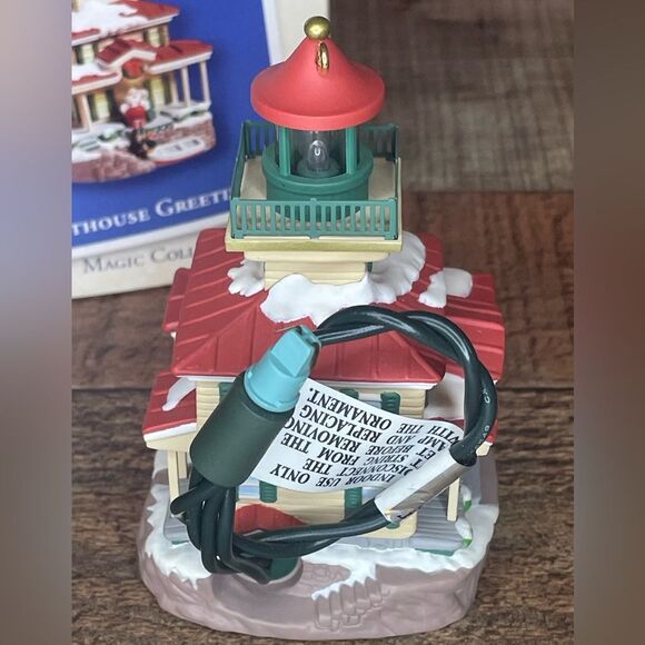 Vintage Hallmark Keepsake Lighthouse Greetings Christmas Ornament Flashing Light - Picture 3 of 11